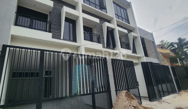 Rumah Baru Duri Kepa, Tanjung Duren Jakarta Barat