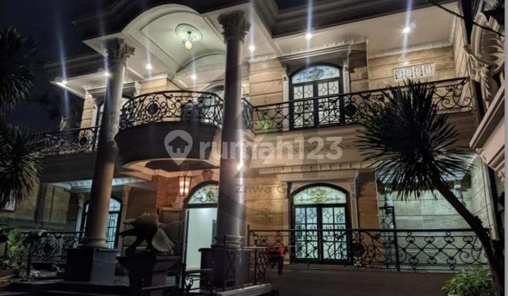 Dijual Murah Rumah 2 Lantai Mewah Di Menteng Jakarta Pusat