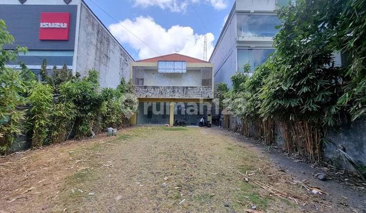 Main Road Sunset Road - Commercial Building For Rent