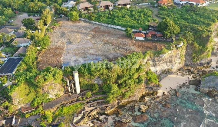 Lahan Depan Tebing Langka di Suluban - Lokasi Strategis