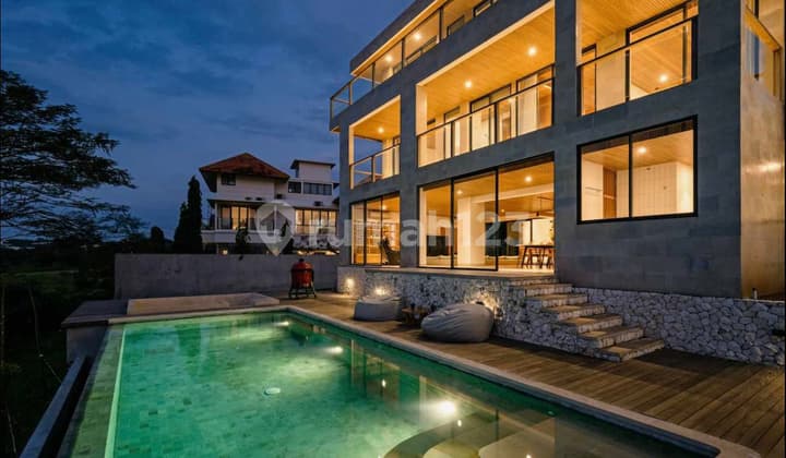 Uluwatu - Bingin Beach Side Luxury Villa