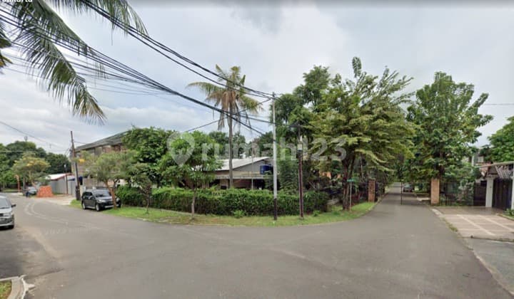 Old House in a Nice Complex, Duren Tiga, NJOP Price