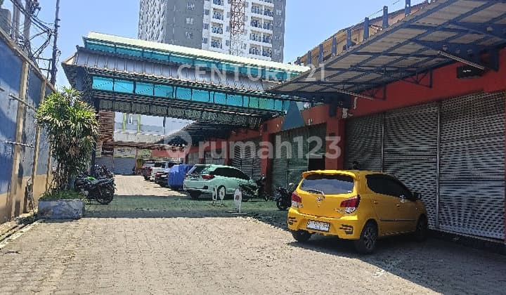 Murah Banget Gedung Ex Toko Parkir Luas