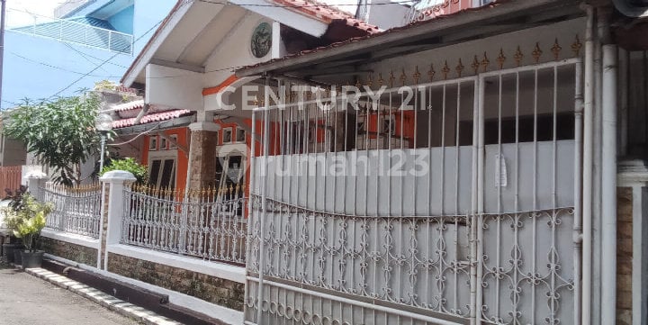 Murah Rumah Siap Huni di Komplek Margahayu Raya