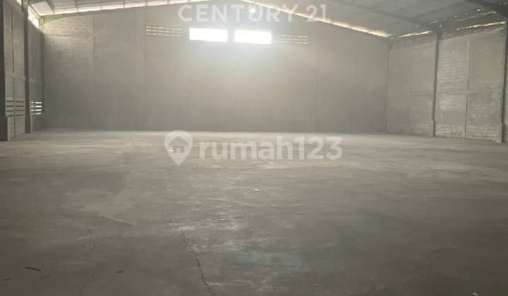 Disewakan Gudang Mainroad Katapang Bersih dan Aman