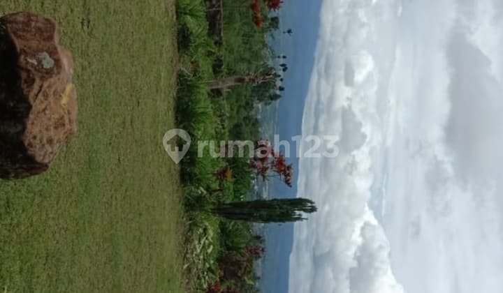 Tanah murah sudah ada bangunan lokasi sangat strategis view lepas