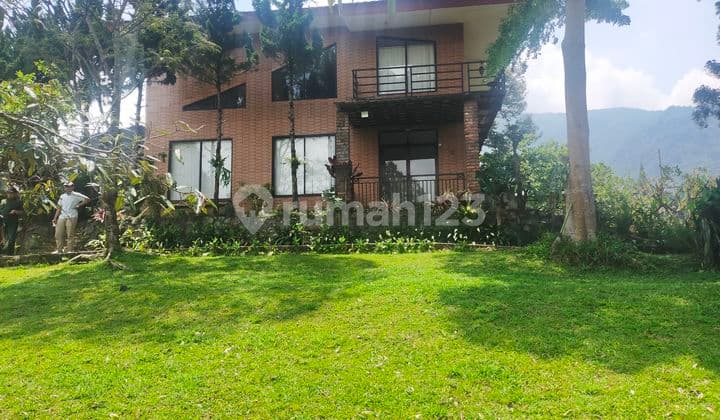 Villa bagus murah siap huni sangat strategis view lepas