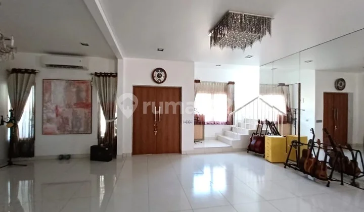 2-story corner house 237m² type 3BR Cassia Cluster JGC Jakarta Garden City