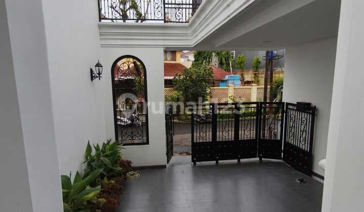 Rumah Baru 2.5 Lantai 360M2 Bintaro Sektor 9