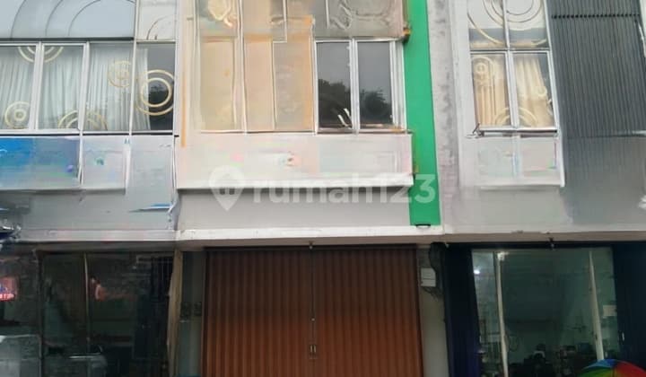 Disewa Ruko Murah Glaze 2 Hadap Jalan Gading Serpong