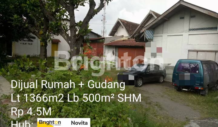 TEMPAT USAHA TENGAH KOTA CARUBAN