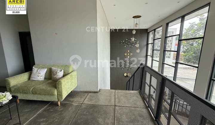 Guest House Furnish Sangat Terawat di Setra Sari Bandung