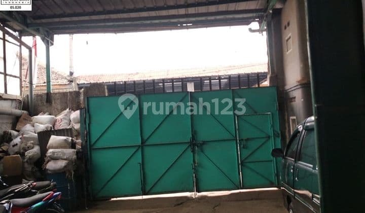 Cepat Bu Pabrik Tenun Masih Jalan di Majalaya Bandung