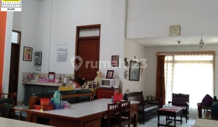 Rumah Tengah Kota Harga Dibawah Nkop di Surapati Bandung