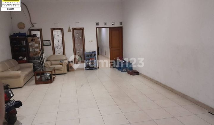 Ruko 2,5Lantai Siap Pakai Lokasi Strategis di Cibadak Bandung