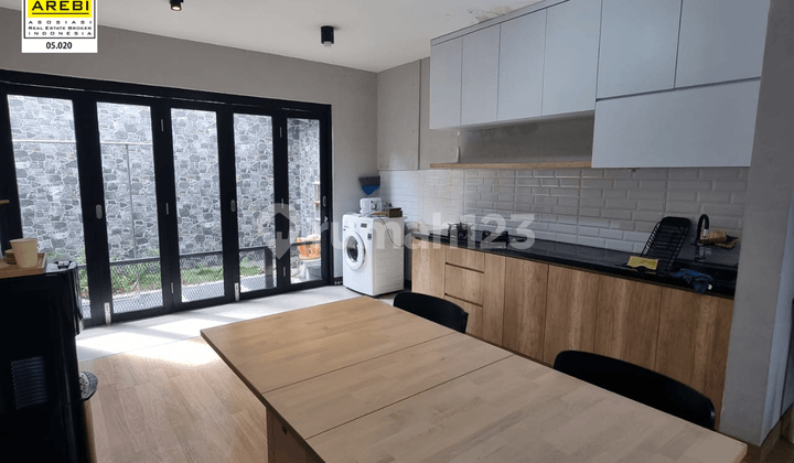 Rumah Nyaman Semi Furnished di Tatar Mayangsunda Kota Baru Parahyangan