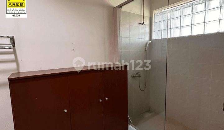 For Sale/Rent Beautiful Well-Maintained Fully Furnished House in Setra Sirna Bandung