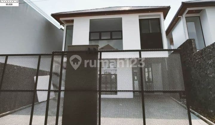 Rumah Baru Bagus Siap Huni Area Luas Di Setiabudi Regency Bandung