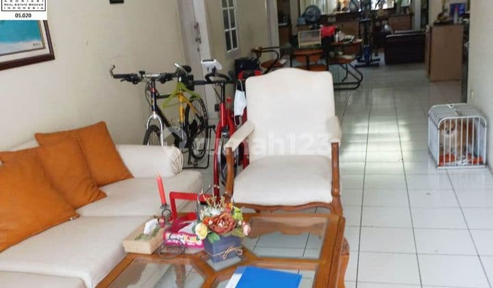 Rumah 2 Lantai Siap Huni Lokasi Dalam Cluster Di Taman Holis Indah Bandung