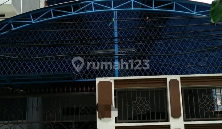 Rumah & Tempat Usaha Strategis@ Kota, Jakarta Barat