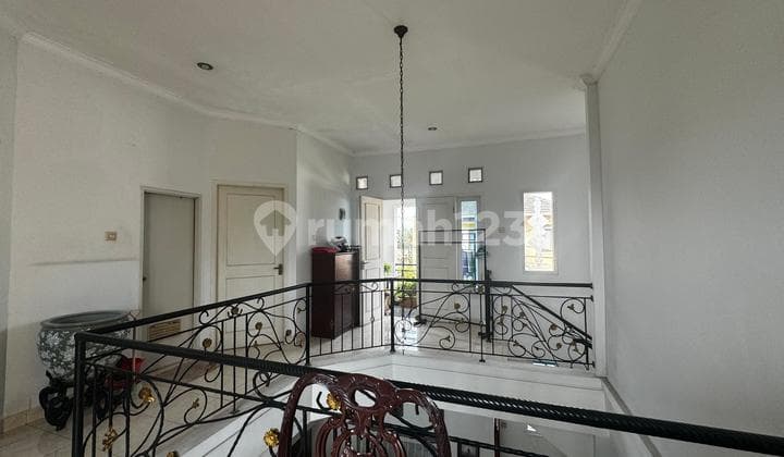 Rumah Layak Huni di Bukit 9 Cireundeu, Dekat dengan Lab School Cireundeu,10 Menit ke MRT Lebak Bulus