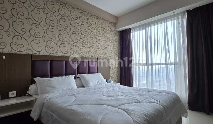 Luxury Living: 3 Bedroom Loft di Apartemen Gandaria Height, sekompleks Mall Gandaria City, 15 menit ke Senayan