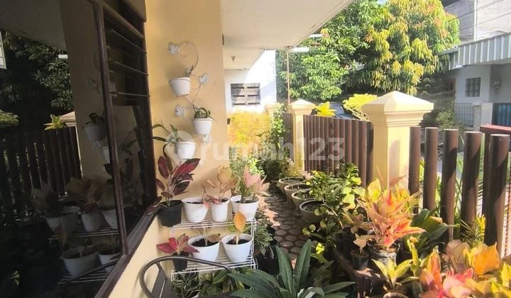 Rumah Hook Di Perumahan Kedundung Mojokerto Shm Utara