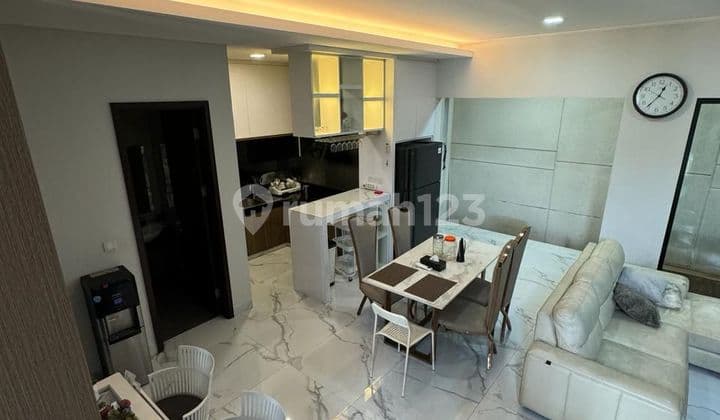 Rumah di Golf island