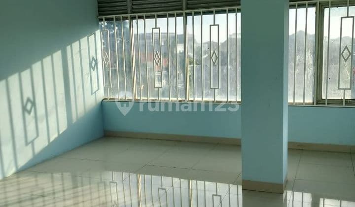 Shop house in Mediterania Niaga Ruko, nice