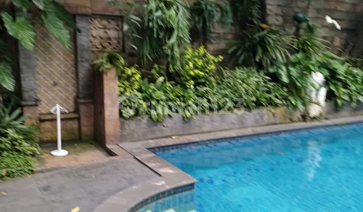 Rumah exclusive private pool pribadi Cluster Perancis Modernland