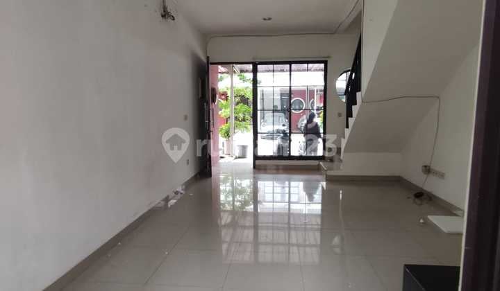 Disewakan Rumah East Asia Glc( Lisa 10/4)