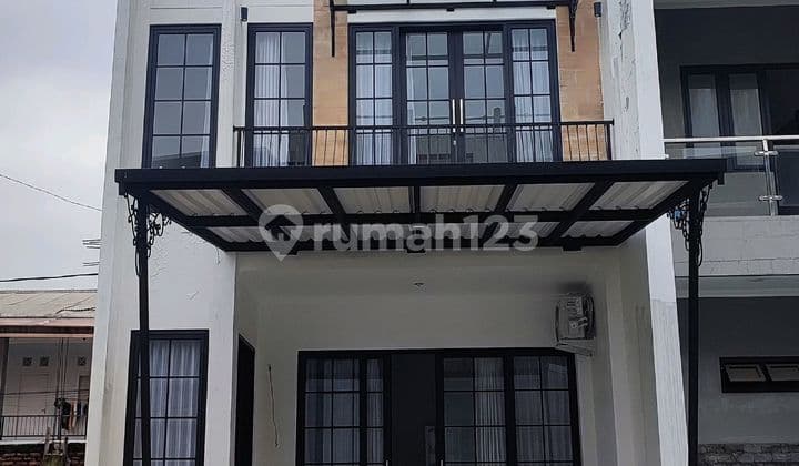 Rumah Baru selangkah ke Tol dan MRT dlm Cluster Oz Cinere ,Depok