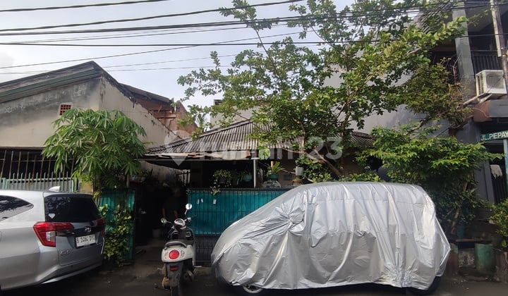 Rumah Hitung Tanah Dekat Tol & Bandara di Cengkareng, Jakbar