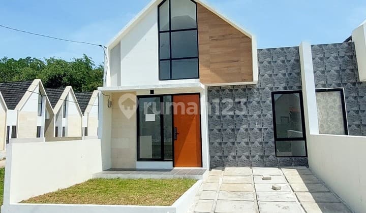 KPR Without BI Checking, House in Tenjo Near Station and Toll Exit