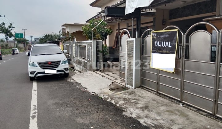Hunian Nempel Jalan Raya Ciracas Dekat Citraland Puri