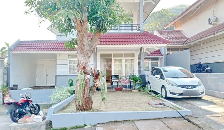 Hunian Bagus Furnished 2 Lantai Palm Hills Estate