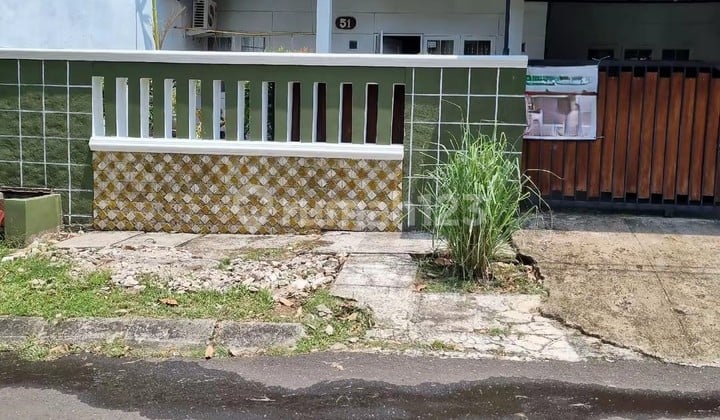 Hunian Furnish Palm Hills Estate Dekat Kawasan Industri