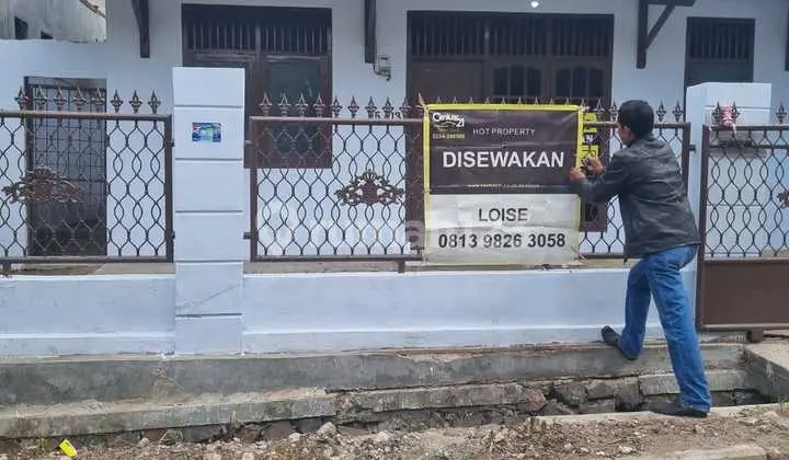 Hunian sudah renovasi grogol dekat kampus dan tol