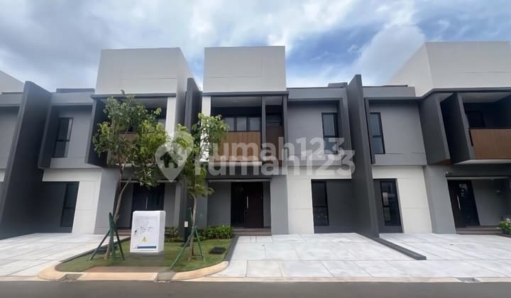 Jual Cepat Rumah di Regia Summarecon Crown Gading