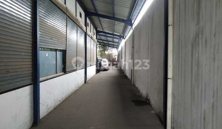 For Sale: Former Dealer Building + Large Land on the Main Roadside in Beji, Depok
