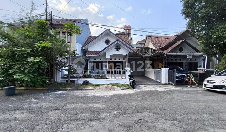 Rumah Siap Huni Di Komplek Batununggal Indah Bandung