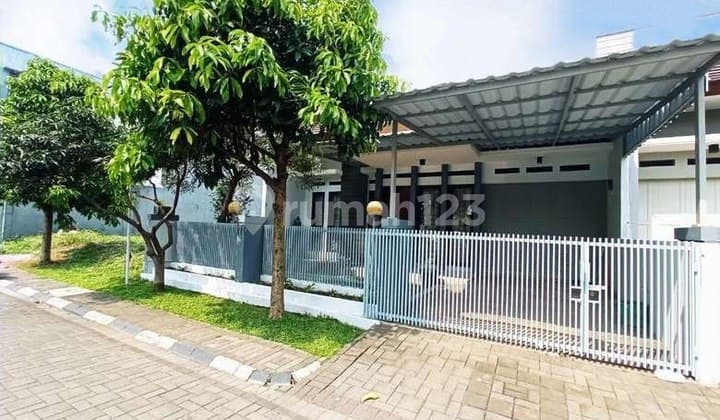 Rumah Siap Huni Dalam Cluster Batununggal