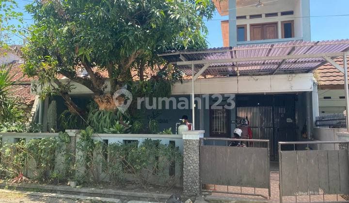 Rumah Siap Huni Terawat Lokasi Strategis Turangga