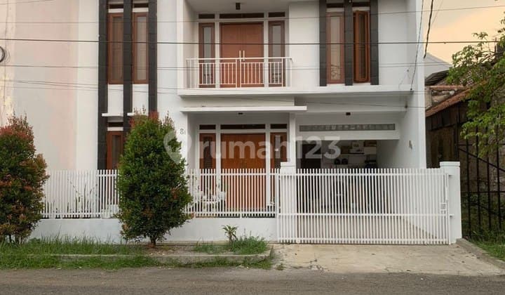 Rumah 2 Lantai Siap Huni Dekat RS Mayapada Turangga Bandung
