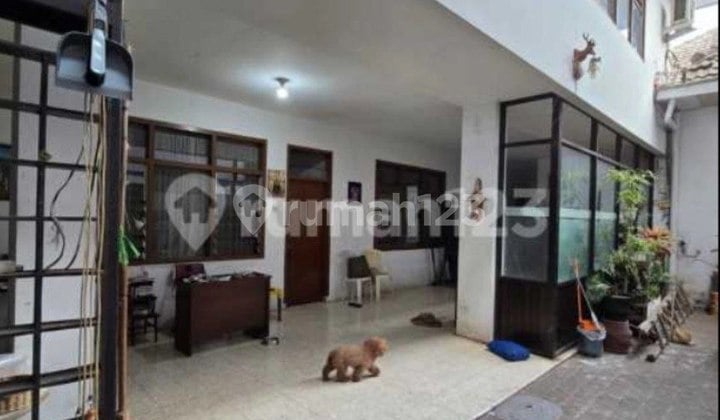 Well-Maintained House Ready to Occupy in Riau Wing, Cihapit, Bandung Wetan