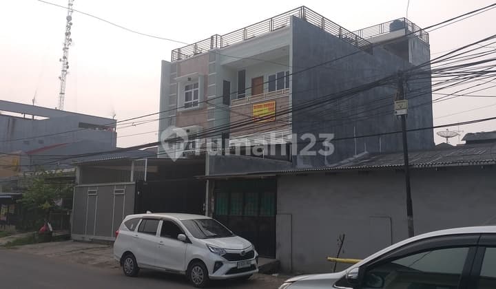 Dijual Rumah Strategis Bisa Usaha, Jakarta Barat