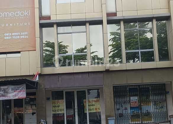 Disewakan Ruko 4 Lt Siap Usaha Pinggir Jalan Utama Cikokol Tangerang