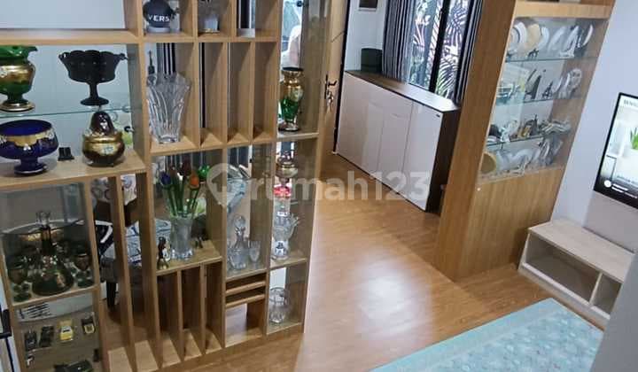 Dijual Rumah Teman Furnish Renovasi Hoek Badan Karawaci Tangerang