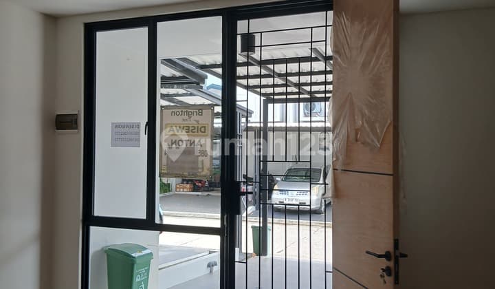 Disewakan Rumah Siap Huni C3p28 Renovasi Karawaci Barat Tangerang