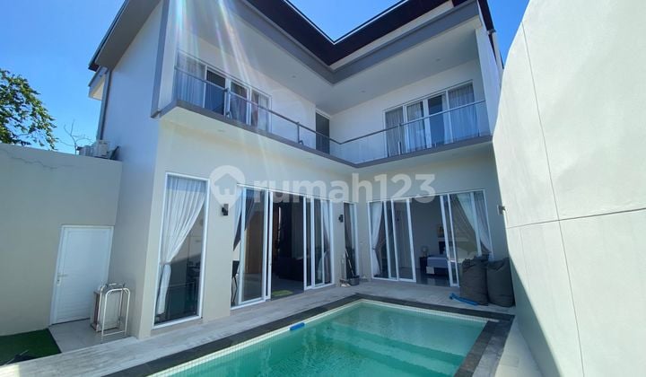 Brand New Villa 3 Bedrooms in Kerobokan Near Canggu
